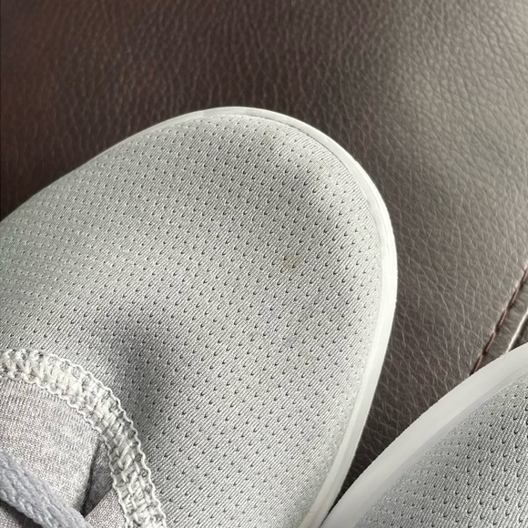 Women’s Walking Shoes - Picture 2 of 6